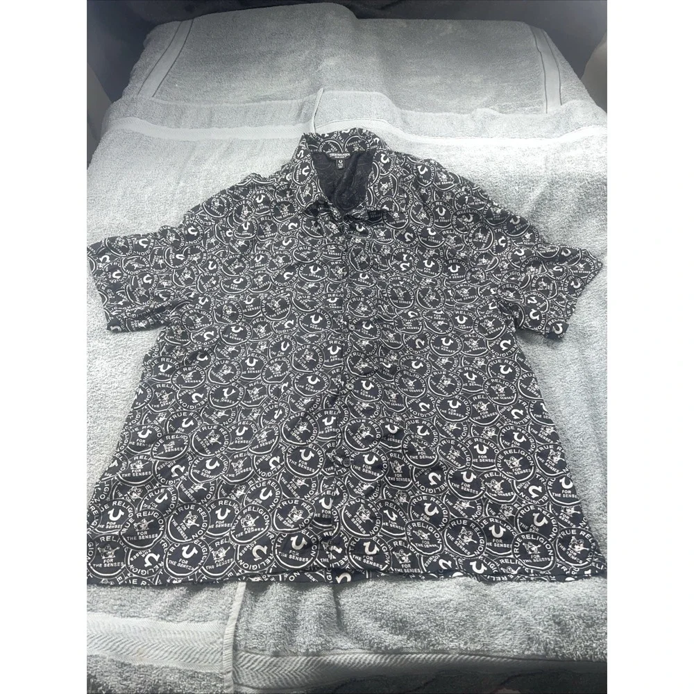 New True Religion Men's Button Up Shirt Size XL Black Logo Patch Happy Buddha TR